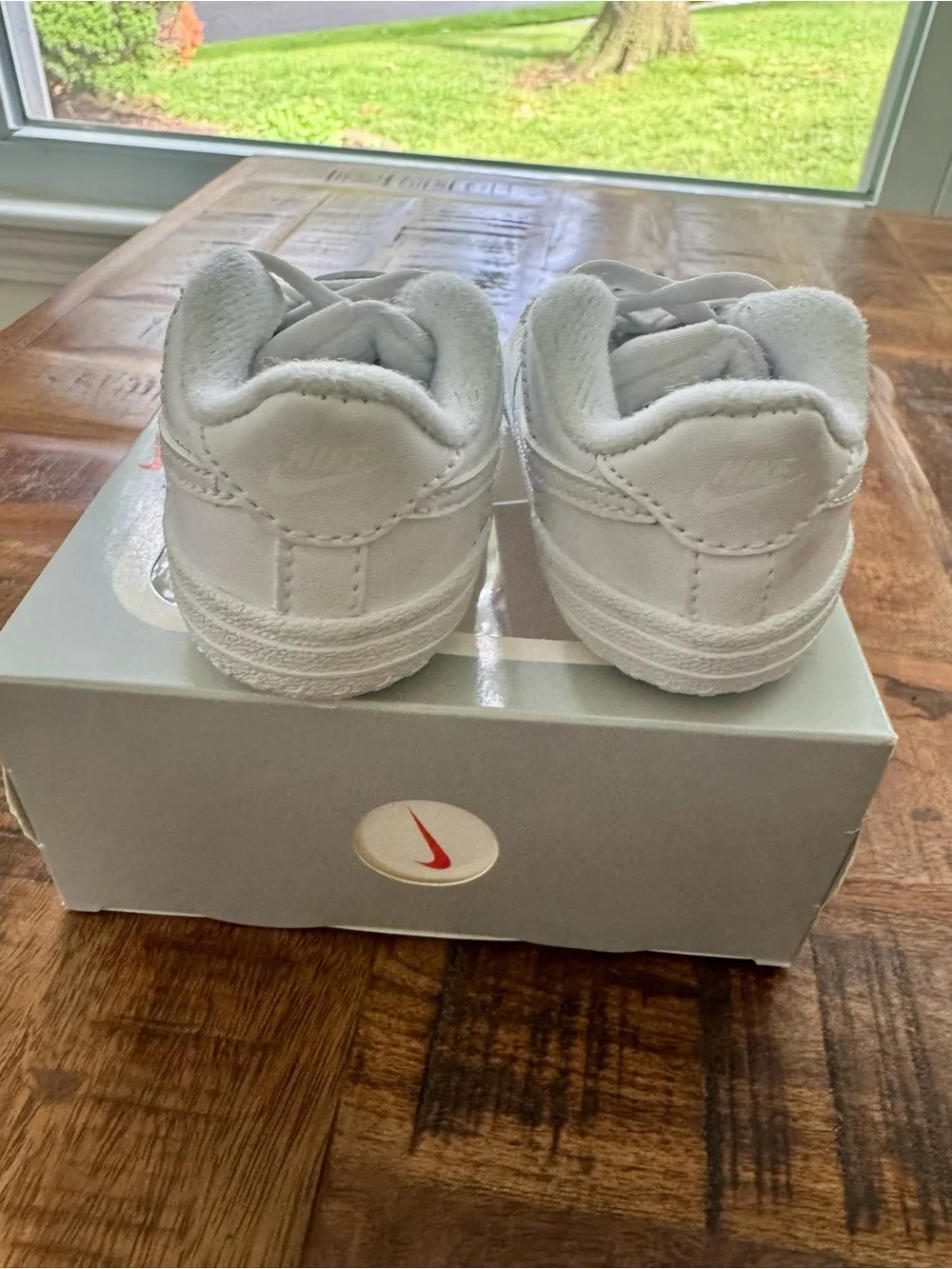 Nike White Force 1 Crib Baby Walker Sneakers